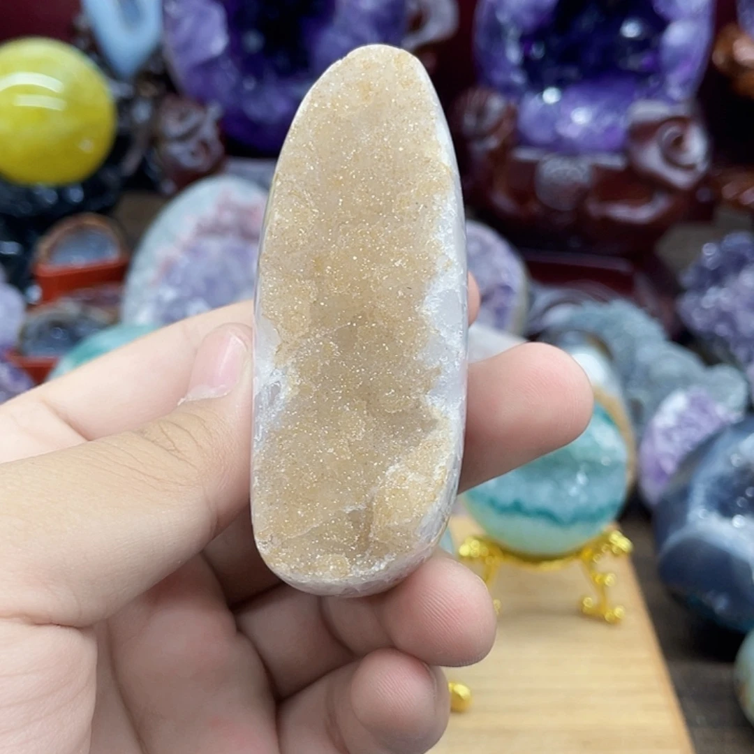 紫晶未镶嵌大型摆件（非配饰）