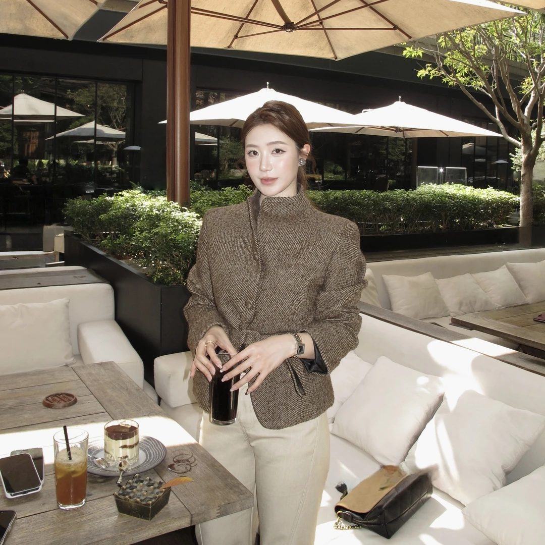 张兑兑duidui/利落复古老钱感羽绒外套·修身优雅高智感