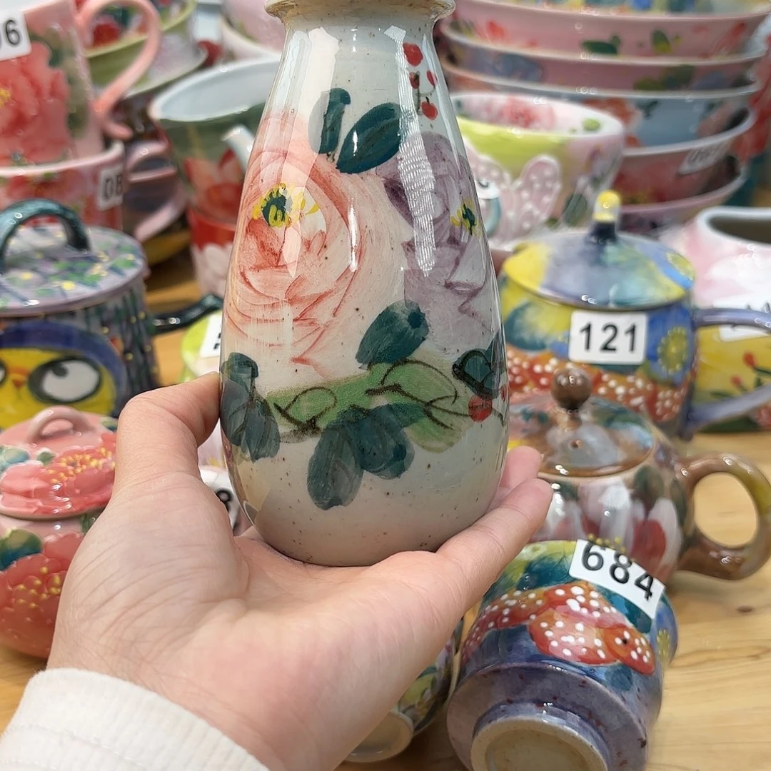 瓷片兔兔盖茨。兔兔好