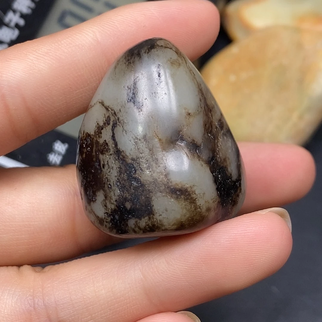 和田玉（糖玉）未镶嵌挂件