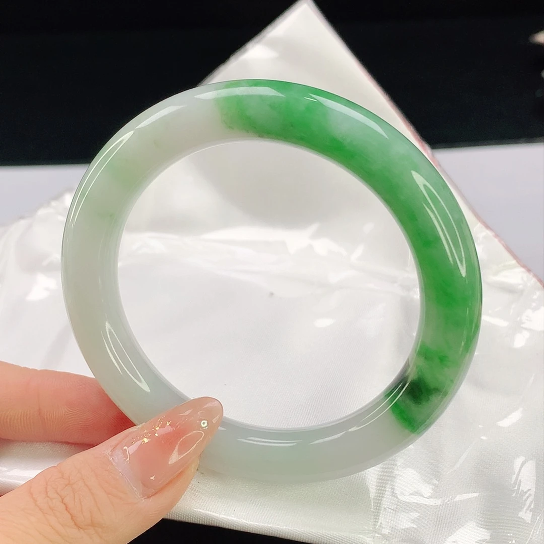 未镶嵌手镯翡翠826