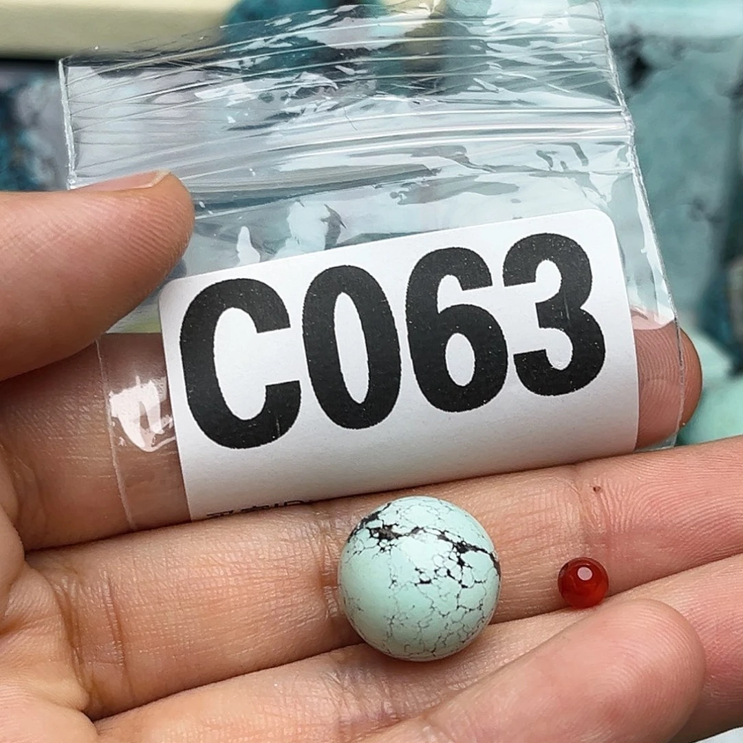 南红玛瑙配饰未镶嵌