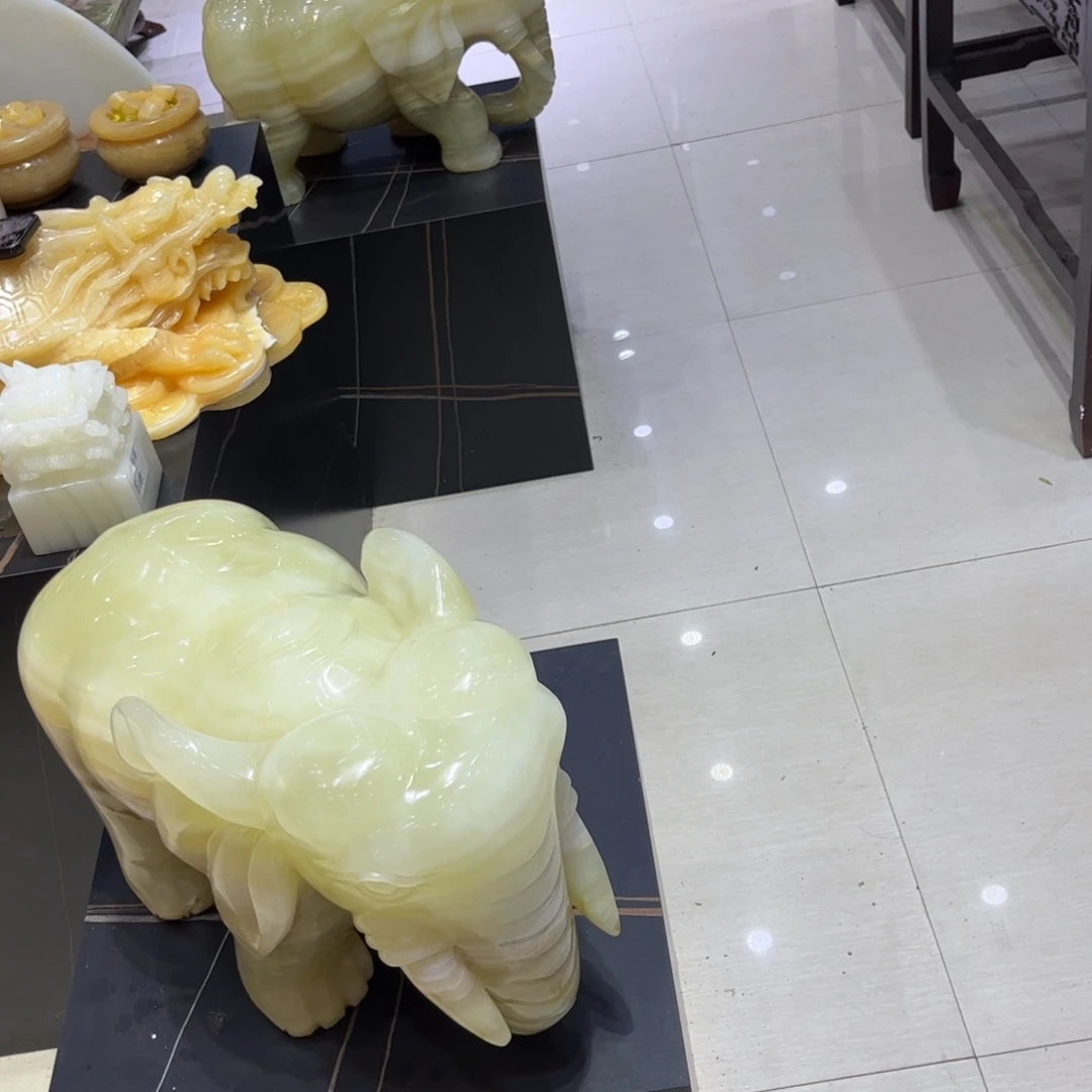 幸****石材一对大象玉石