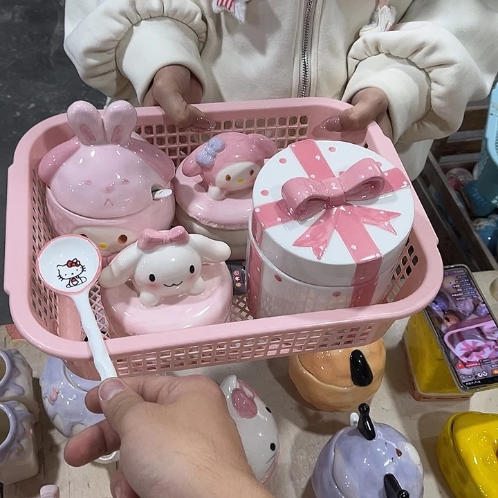紫砂茶叶罐这么多人