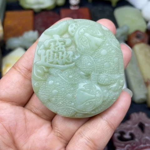 蛇纹石玉未镶嵌颈饰32