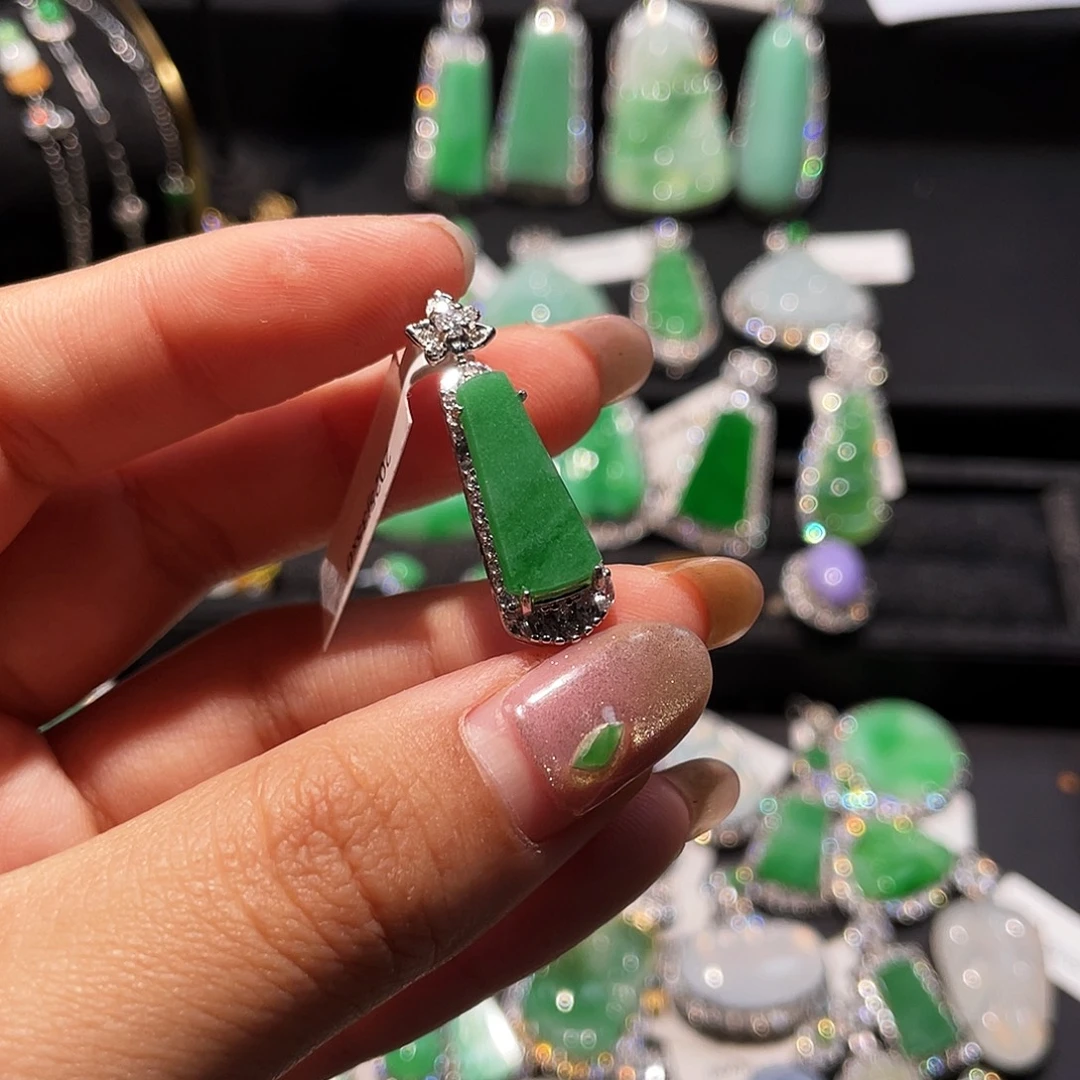 翡翠银S925镶嵌颈饰