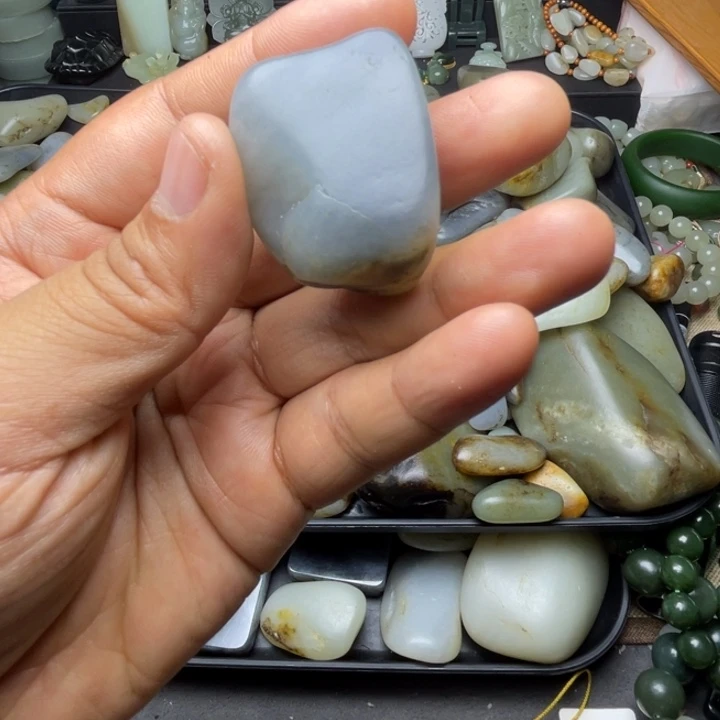 未镶嵌和田玉珠宝半成品