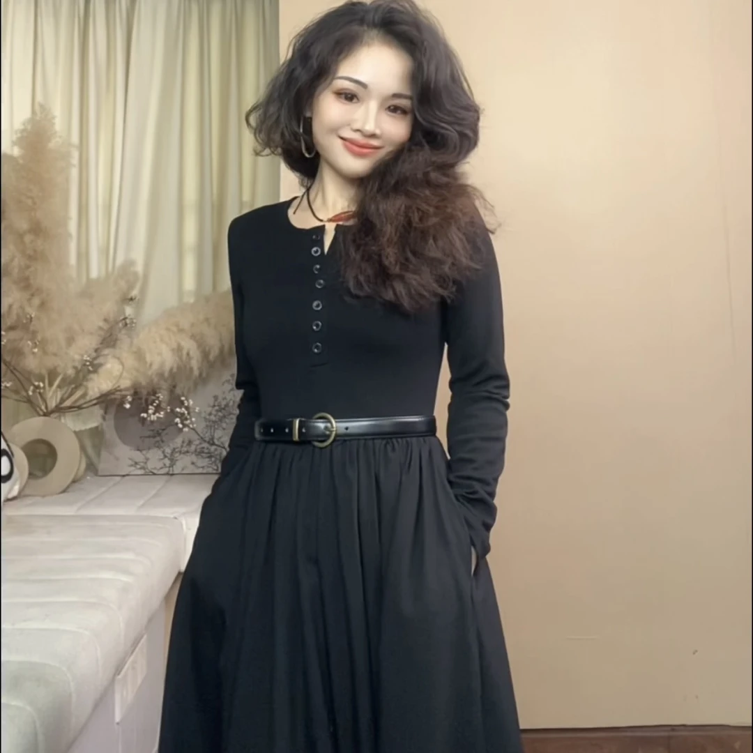 柚兮小众设计～小个子赫本风黑色高级感羊毛针织修身遮肚子连衣裙