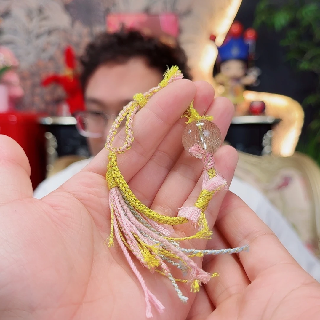 18K金镶嵌手链水晶