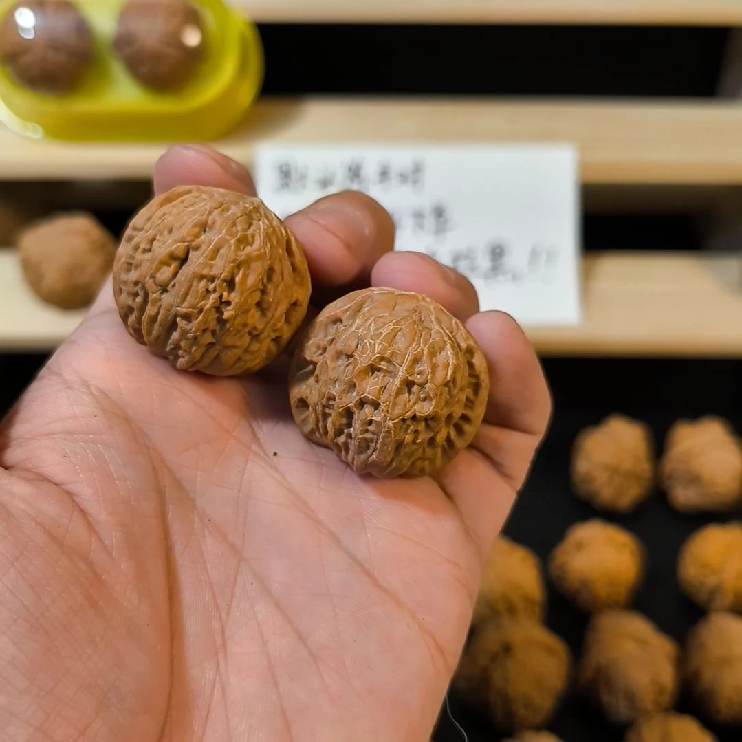 文玩核桃吊坠34铁锤有黄