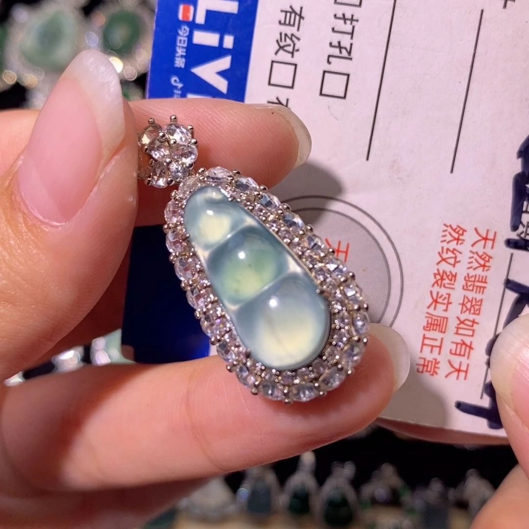 翡翠未镶嵌颈饰天然