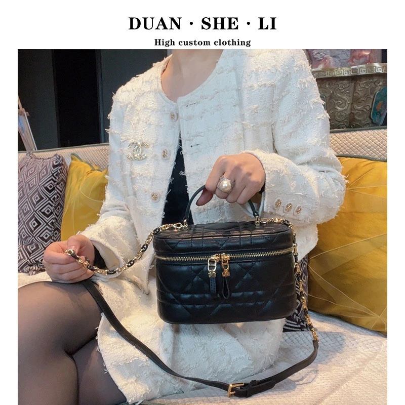 2025春夏新款化妆盒子包小香风韩版刺绣斜挎包百搭网红小包包菱格