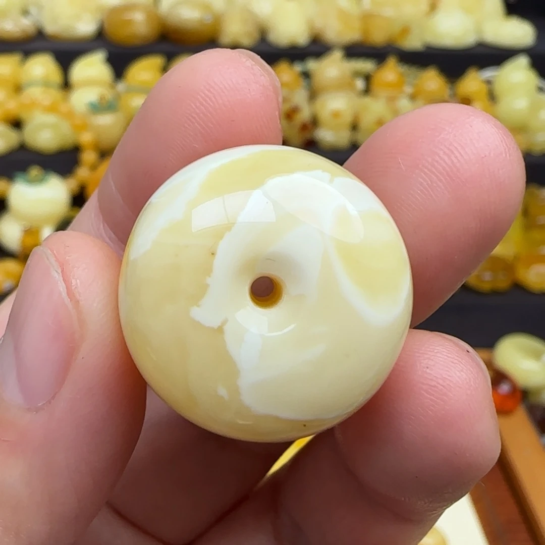 蜜蜡吊坠(不含链)未镶嵌微瑕瓷白妖花蜜蜡墩子24×19.5