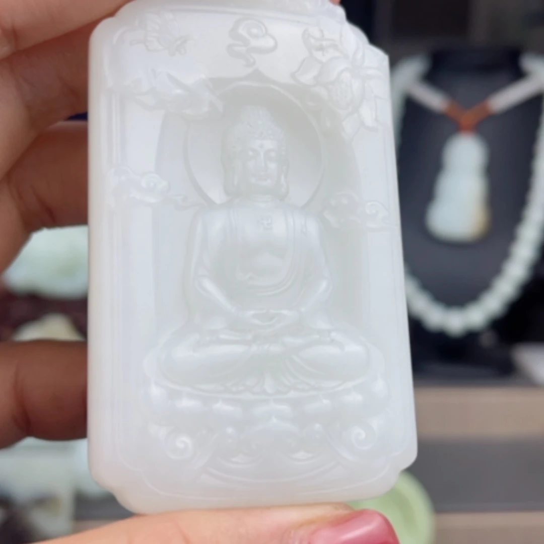 【闪购商品】颈饰未镶嵌和田玉