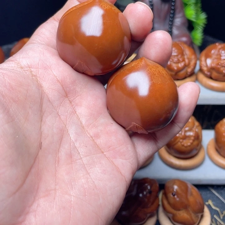 把件橄榄核寿桃手球3.5