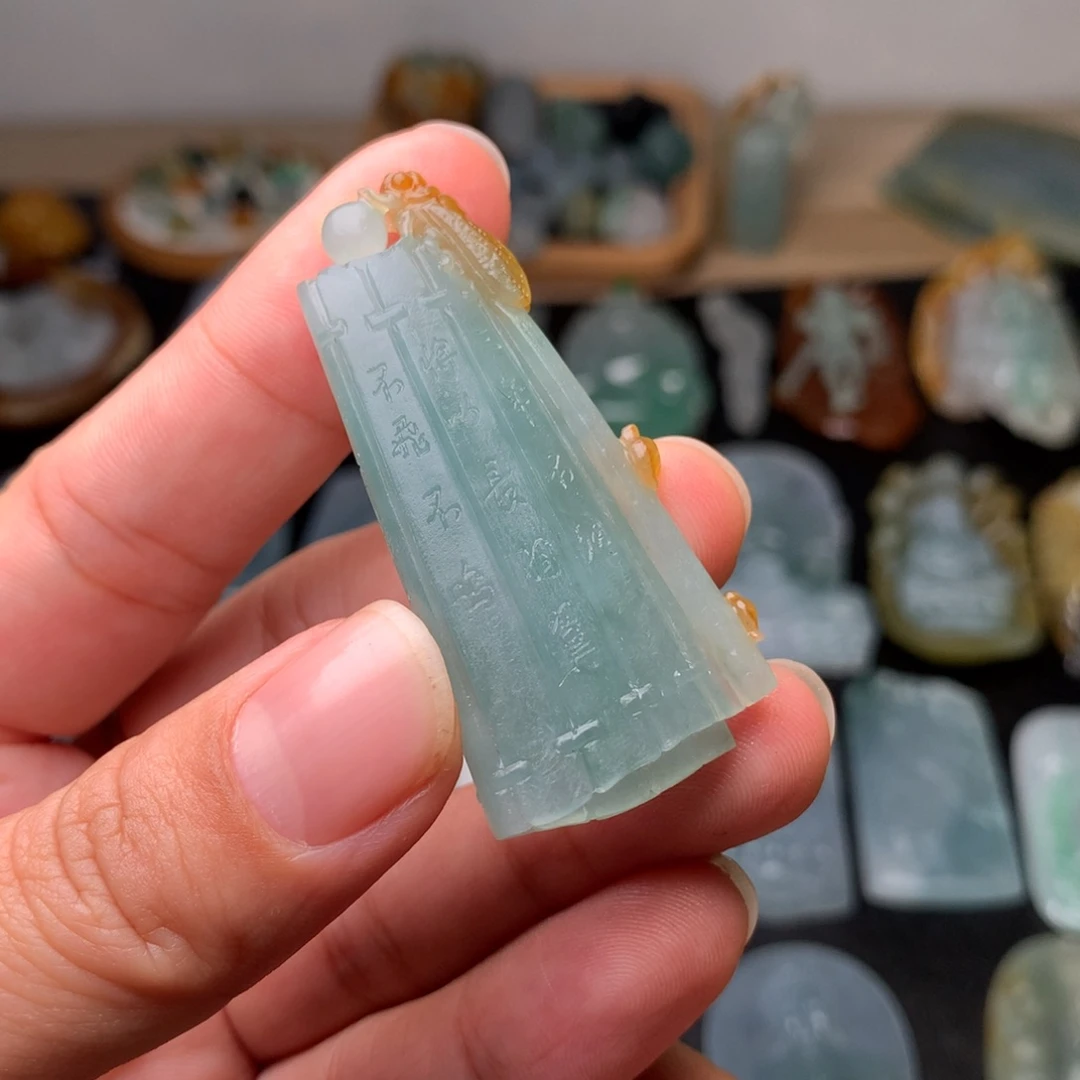 定制翡翠未镶嵌一鸣惊人