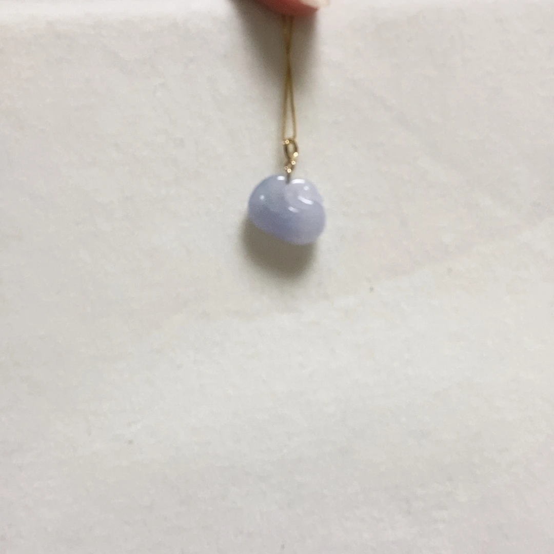 翡翠颈饰18K金镶嵌简单