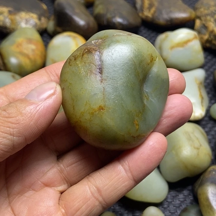 十***空和田玉（糖玉）未镶嵌珠宝奇石