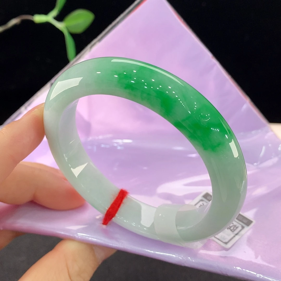 翡翠未镶嵌手镯0060