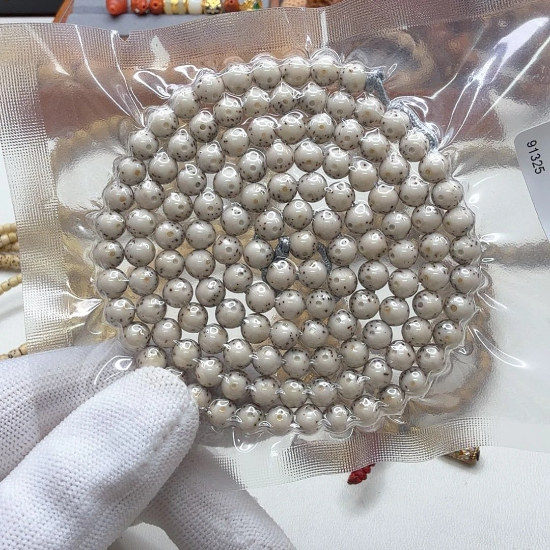 手串星月菩提16梵天骨瓷白大眼睛针尖星6左右108圆