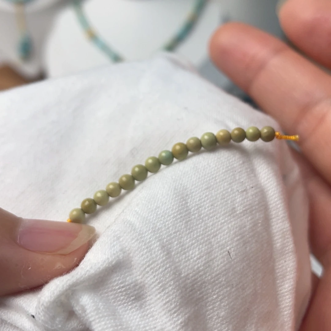 南红玛瑙配饰未镶嵌