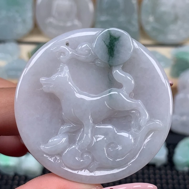 颈饰未镶嵌翡翠狗