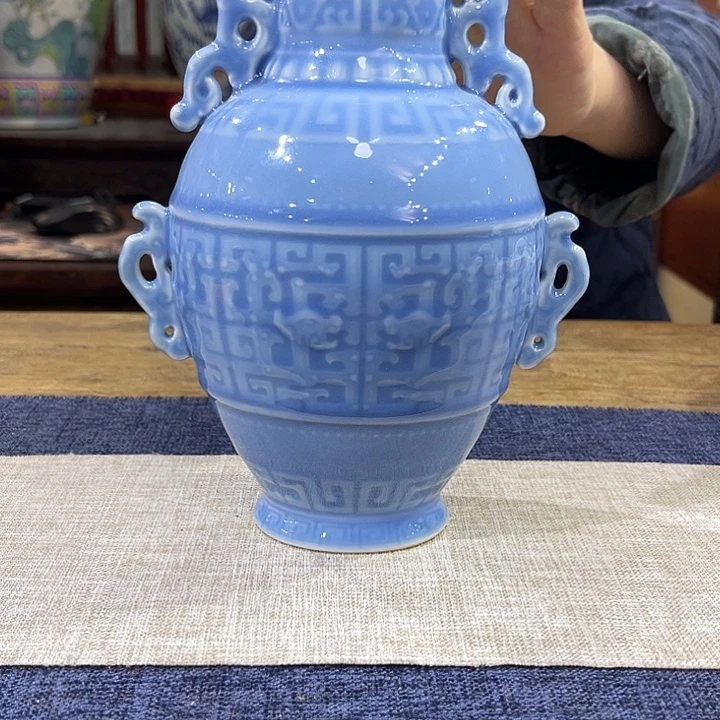 瓷瓶天蓝秞雕刻龙纹瓶