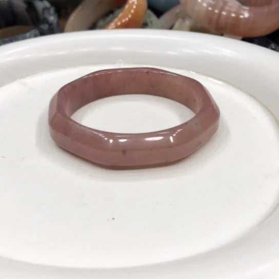 未镶嵌石英质玉珠宝半成品7