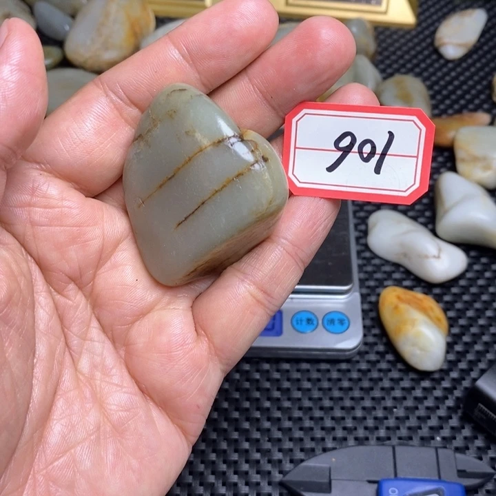 未镶嵌和田玉把件106