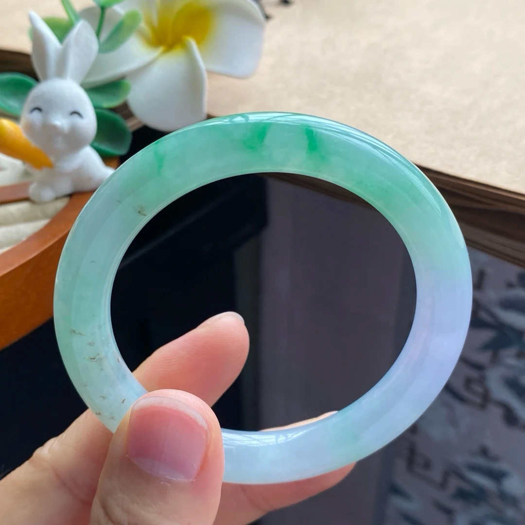 111盘13002号52-8.8-8.7！圆条！飘阳绿果冻镯！翡翠手镯