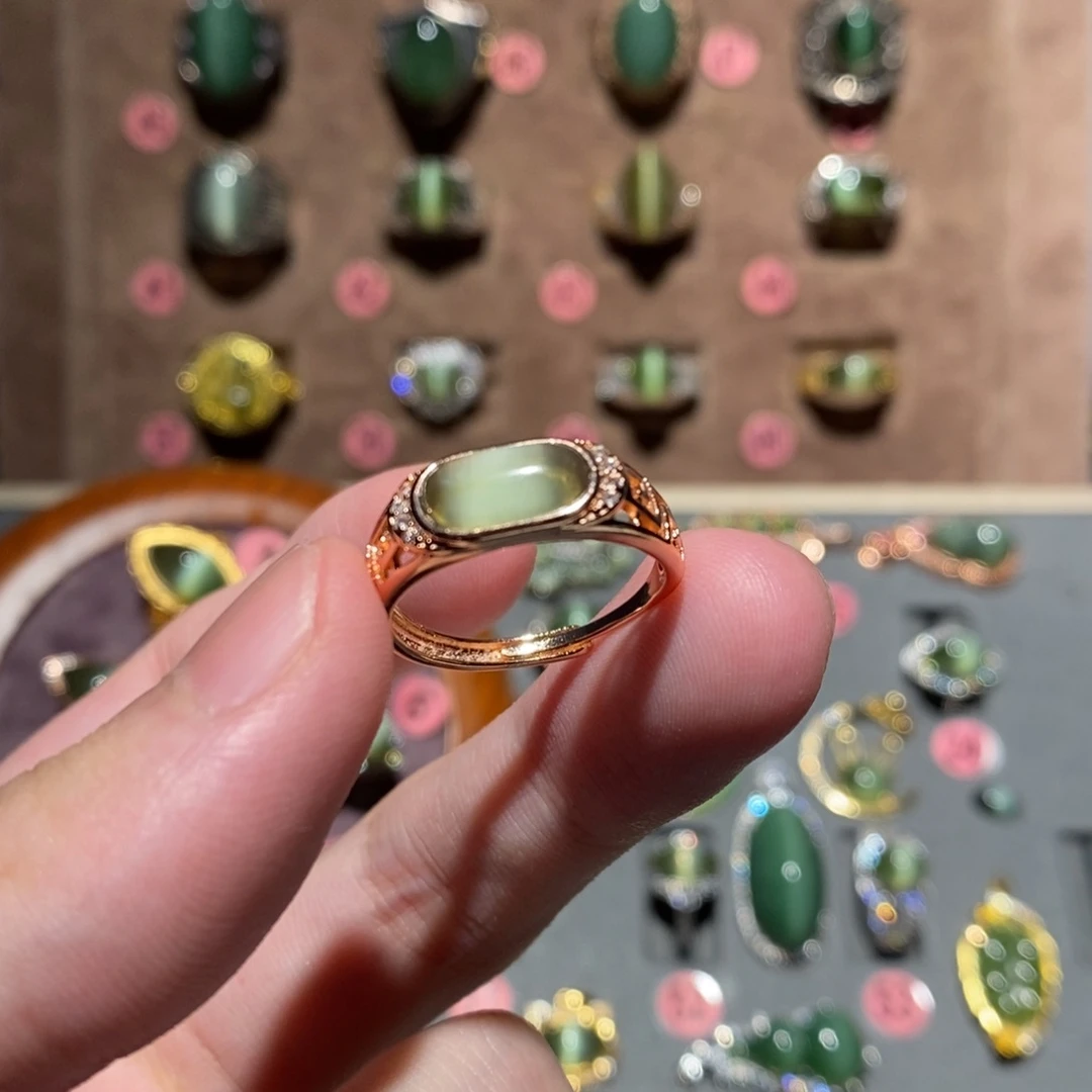 和田玉未镶嵌戒指