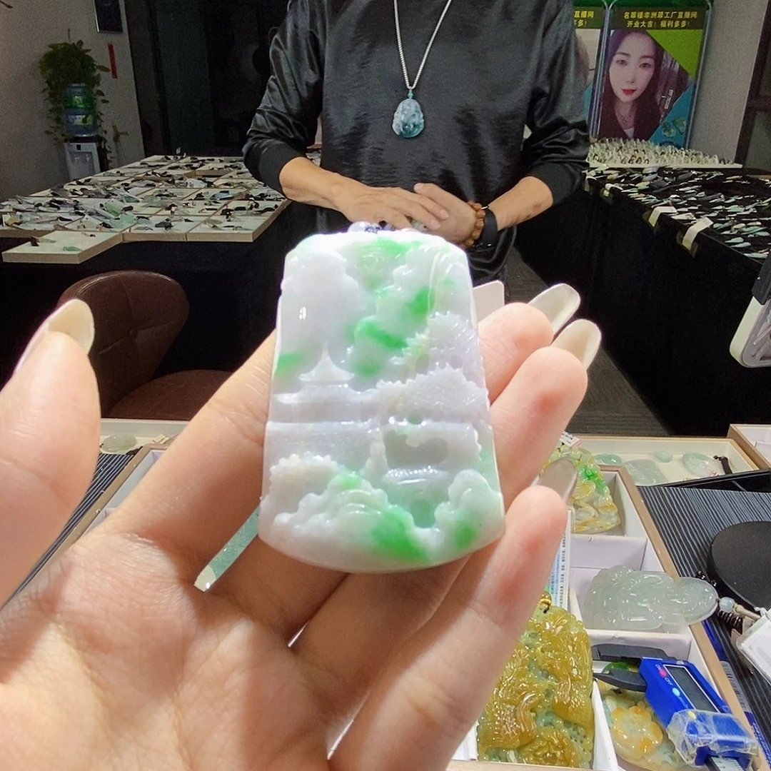 颈饰未镶嵌翡翠翡翠