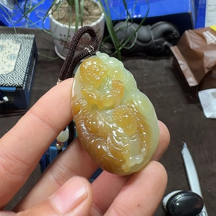 未镶嵌和田玉车挂