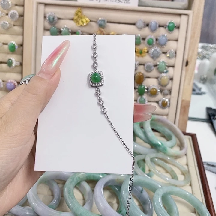 翡翠未镶嵌颈饰天然翡翠Ａ货