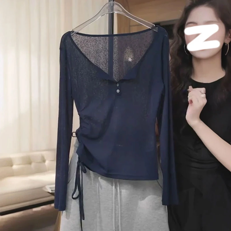 法式别致v领防晒T恤女2025年早秋新款高级感气质显瘦针织罩衫上衣