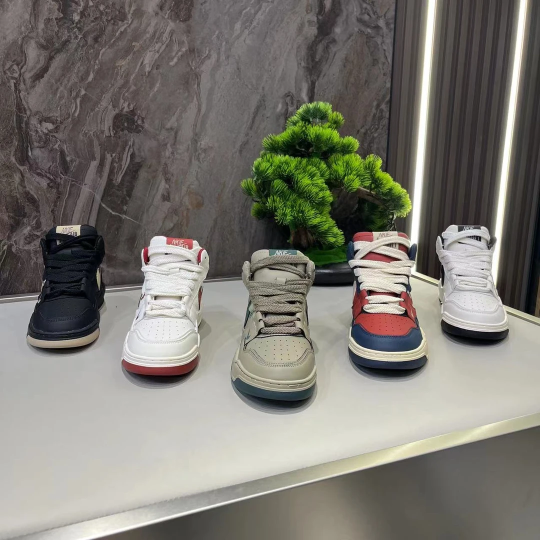 青春潮流男款高帮休闲鞋2025秋季新款皮面拼接厚底爆款运动潮鞋男