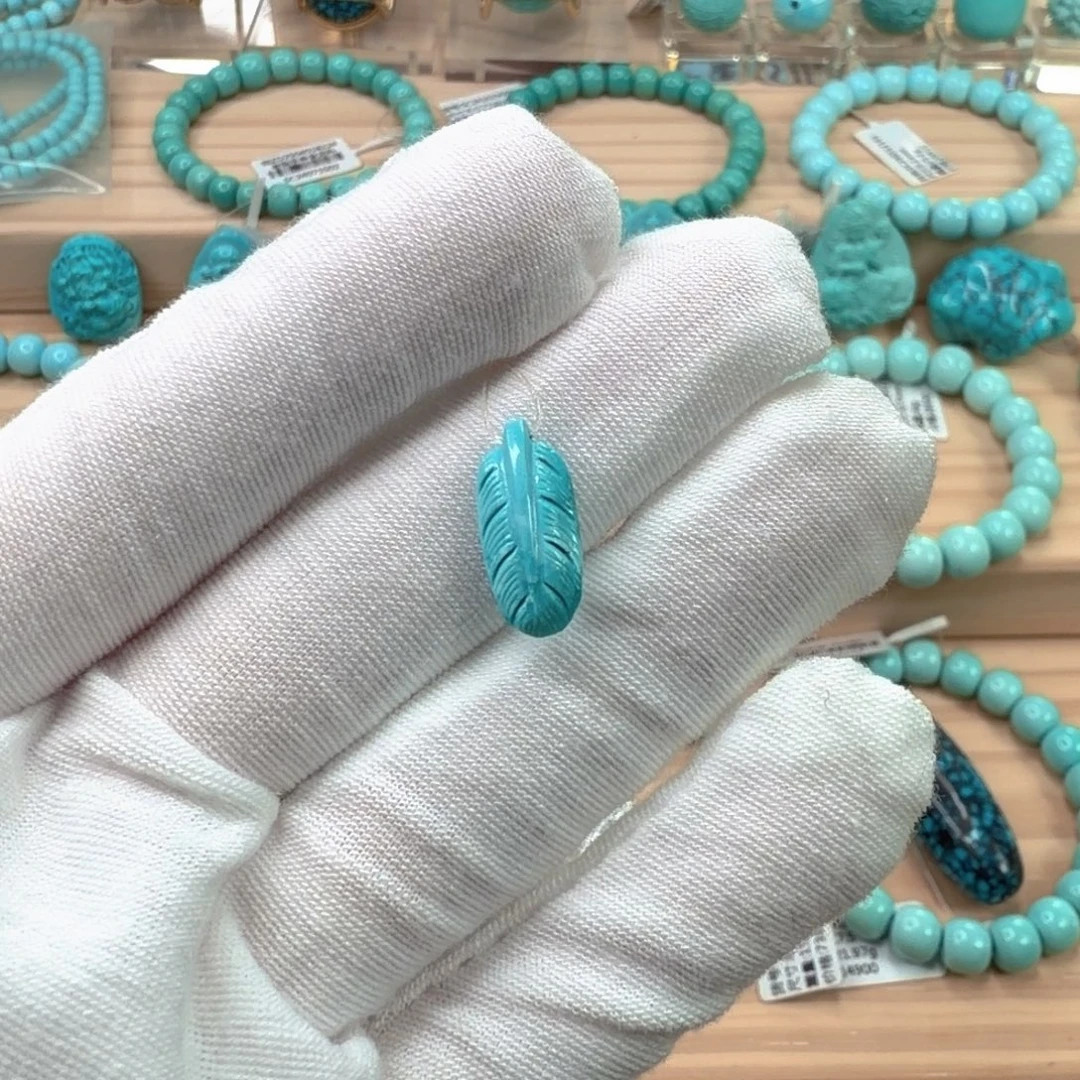 绿松石未镶嵌珠宝奇石