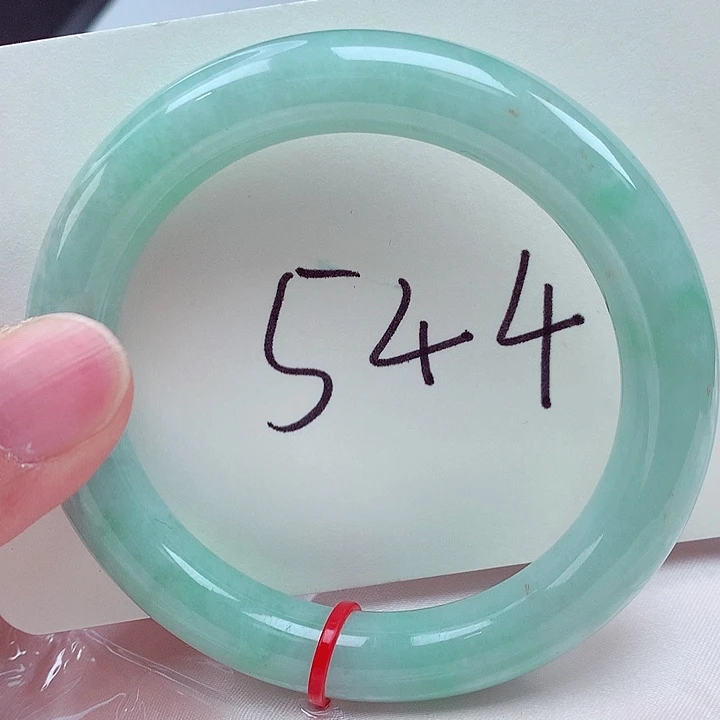 翡翠未镶嵌手镯翡翠