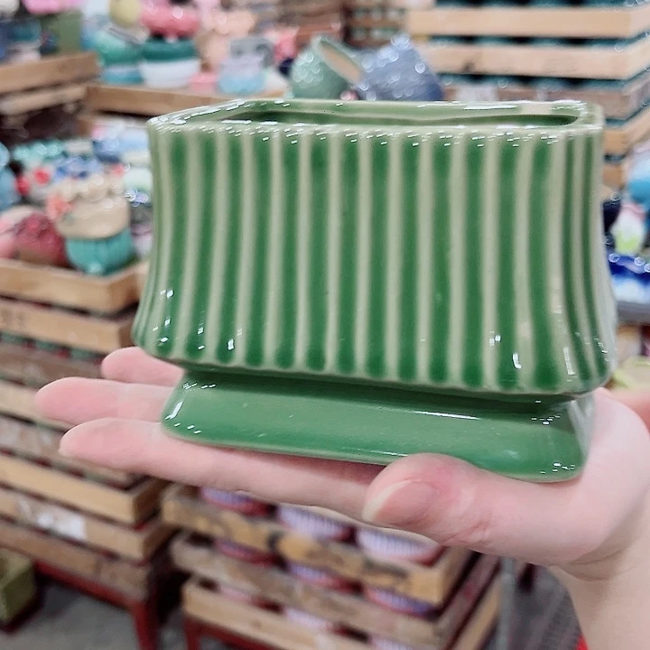 有孔.凑单10元陶瓷花盆发货！