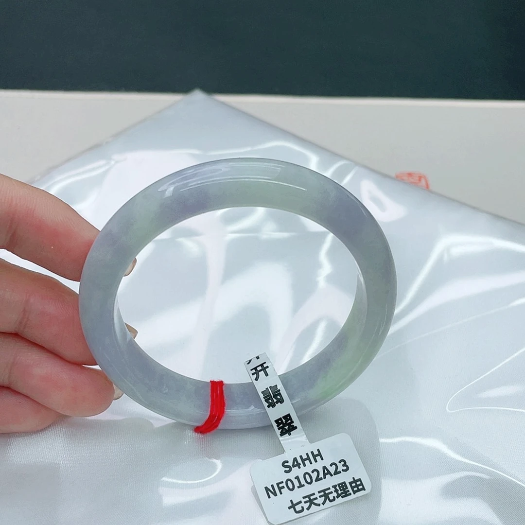 翡翠手镯未镶嵌正54.5