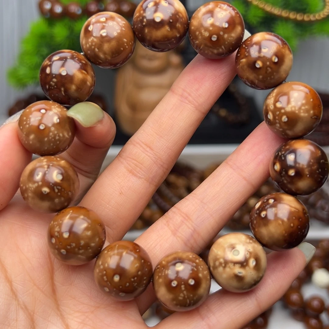 紫金鼠手串卡16.8半实心花皮熊猫