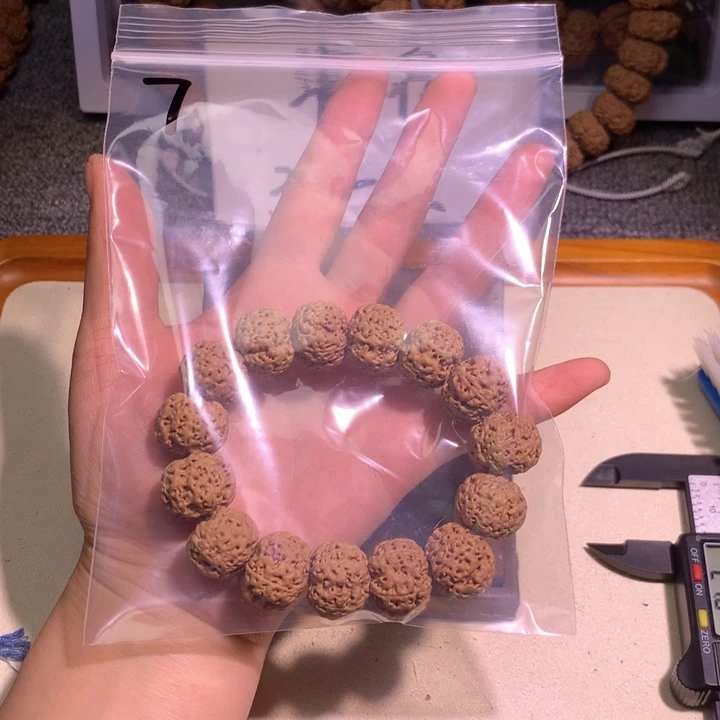 吊坠文玩核桃周*7 ujjjkkkmmk