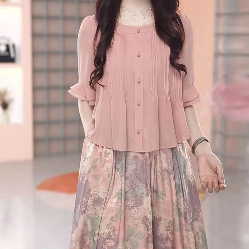 高级暗纹气质假俩件连衣裙女2025年夏季新款时尚洋