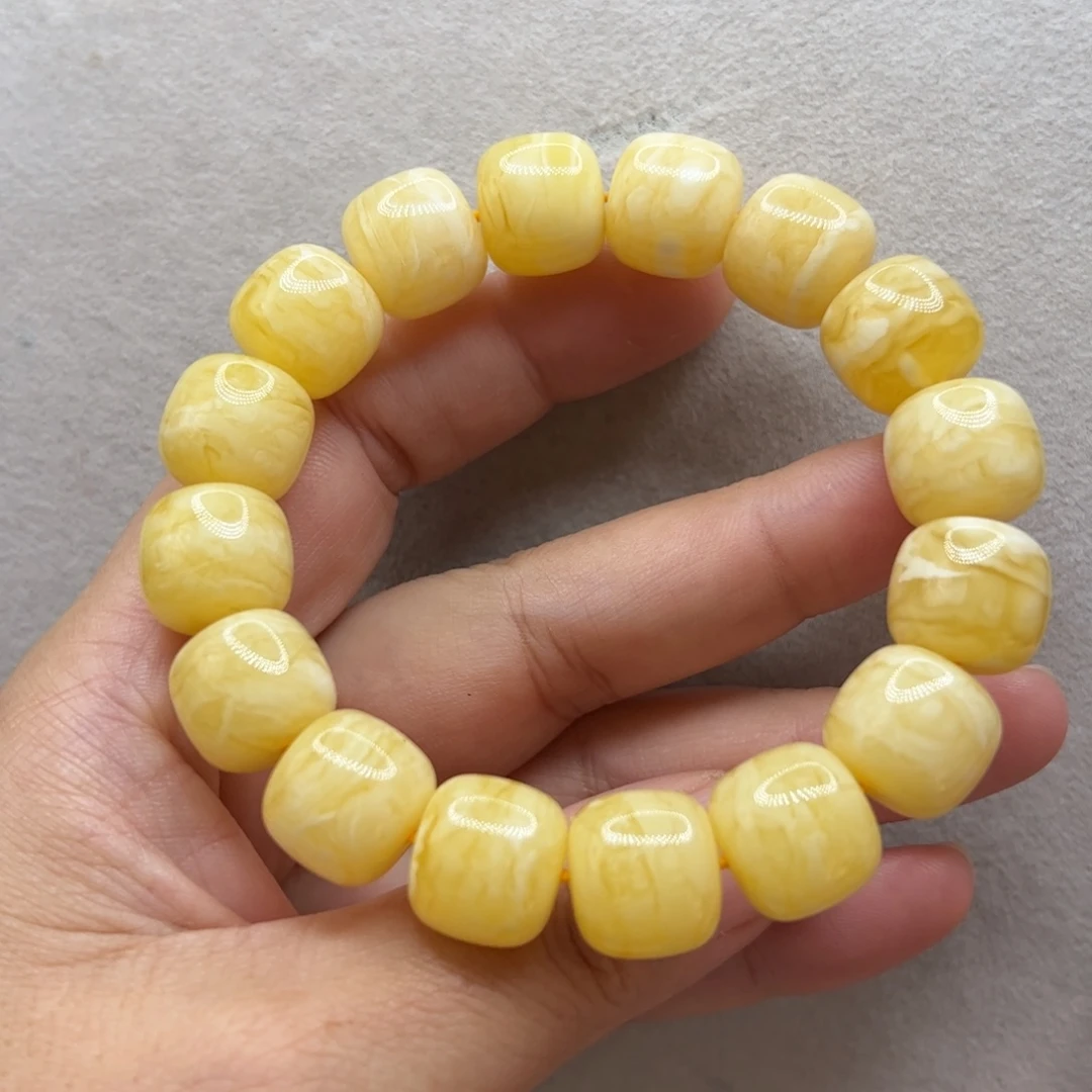 琥珀未镶嵌珠宝奇石14