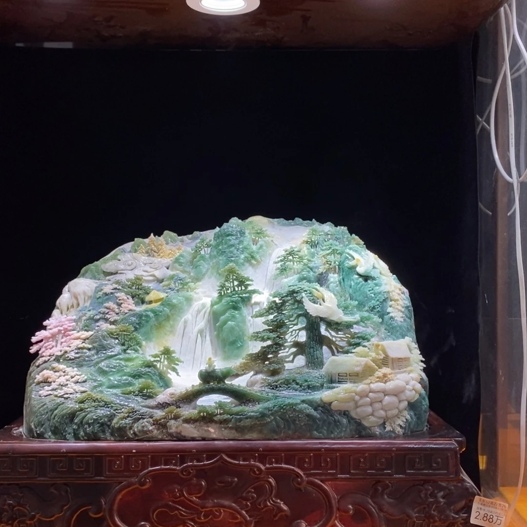 哦***贝蛇纹石玉未镶嵌珠宝奇石