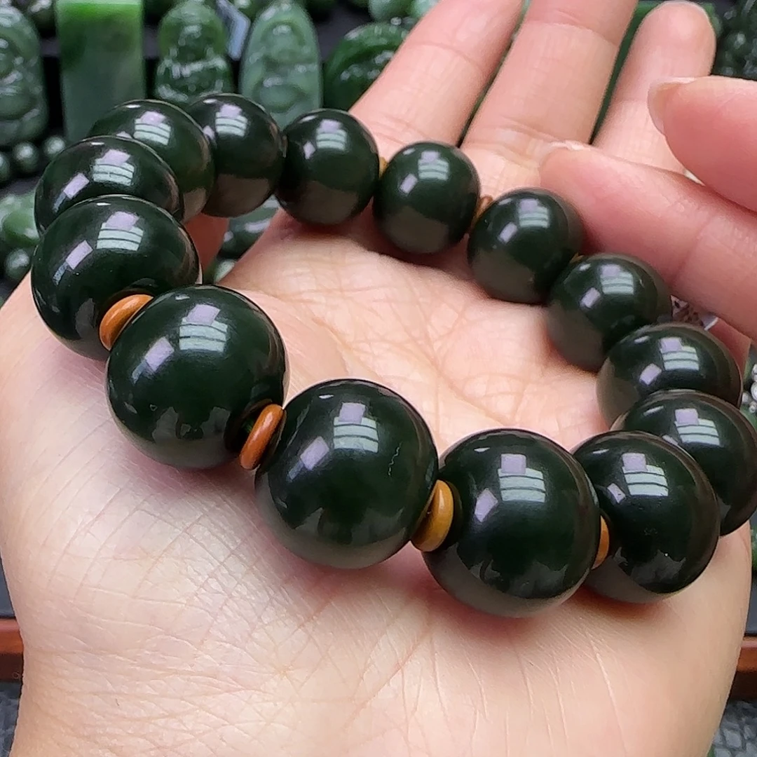 和田玉未镶嵌珠宝奇石