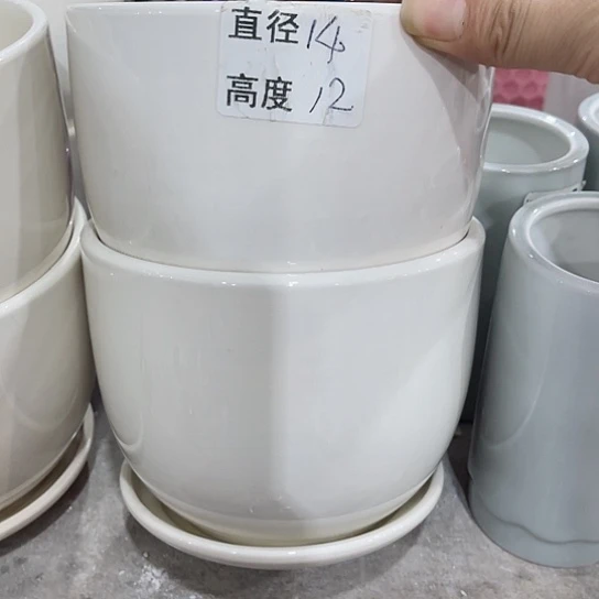 多肉绿植陶瓷花盆9.9包邮，有孔
