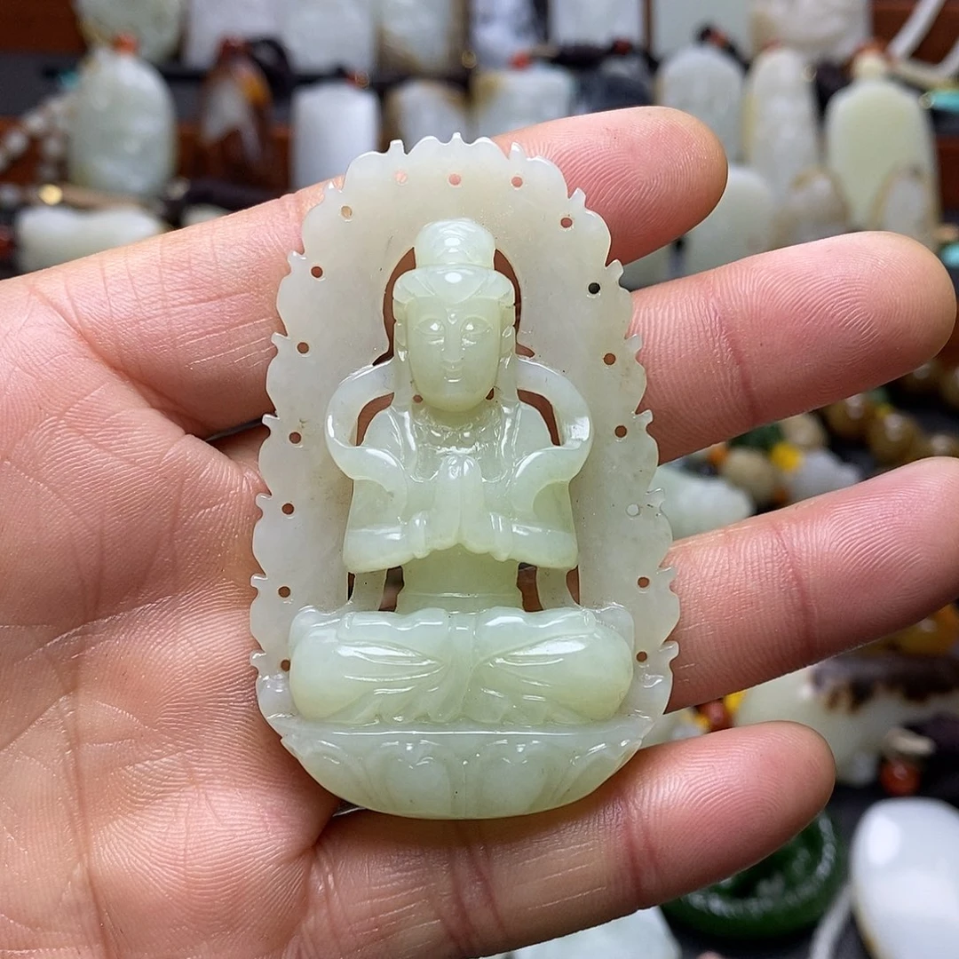 和田玉颈饰未镶嵌