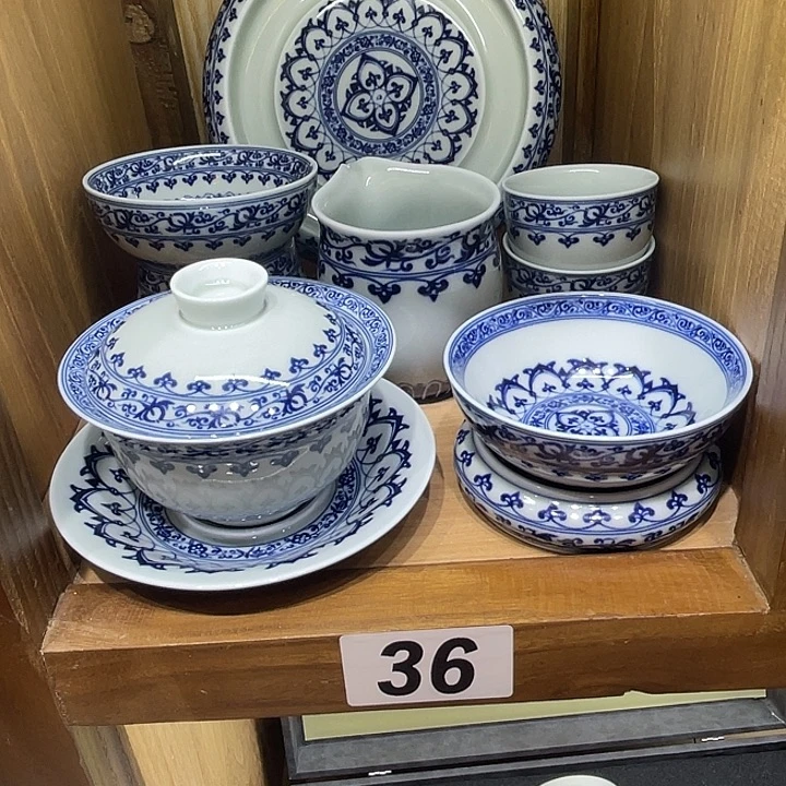 L***Z青花宝相8件套茶具