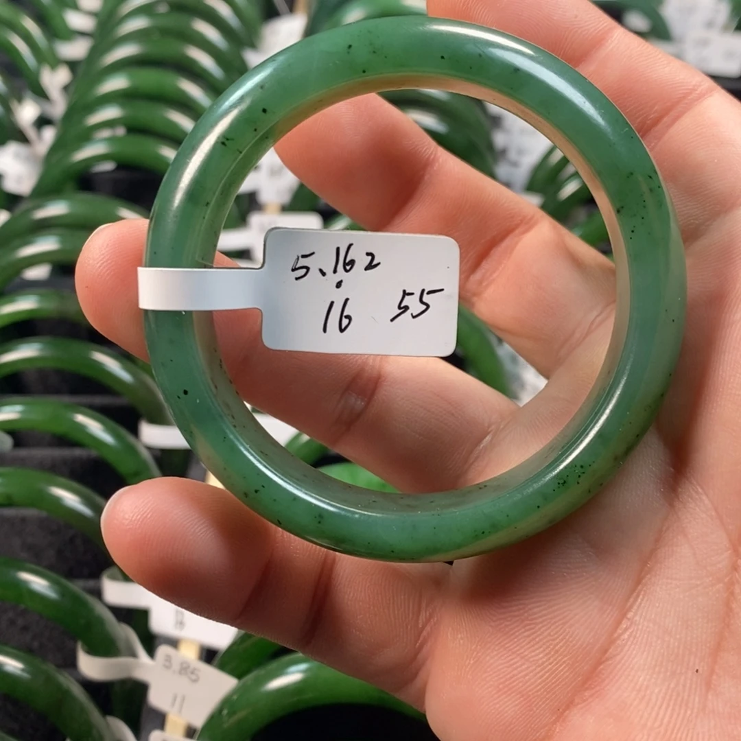 和田玉（碧玉）未镶嵌手镯微瑕55宽版